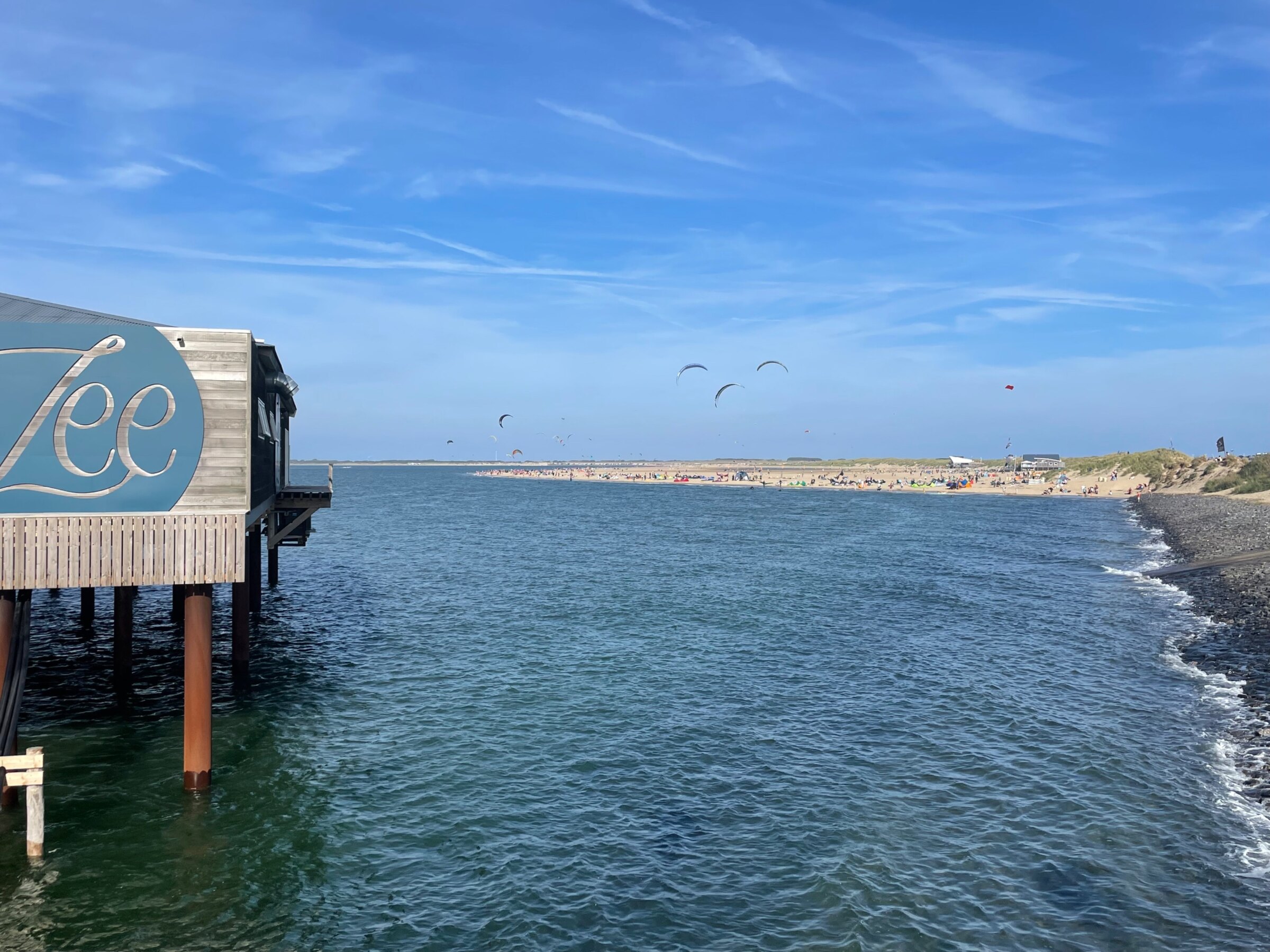 Strandclub Zee aan de Brouwersdam